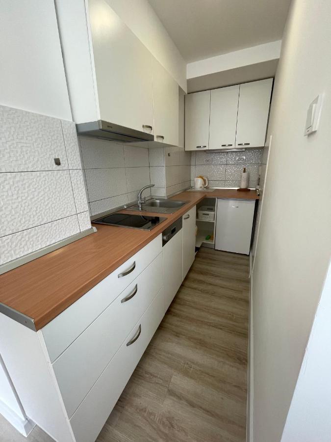 Guest House Micin Vodice Exterior photo