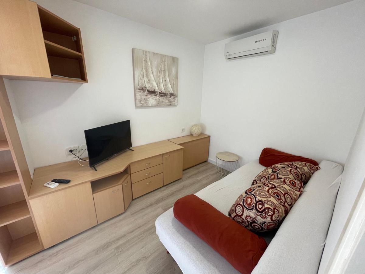 Guest House Micin Vodice Exterior photo