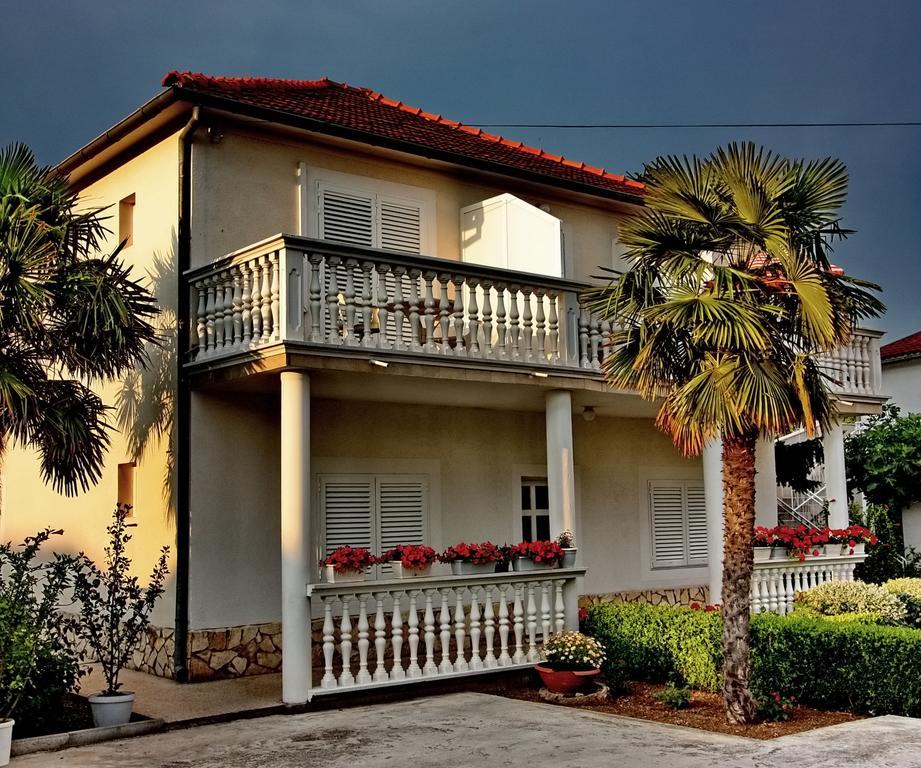 Guest House Micin Vodice Exterior photo